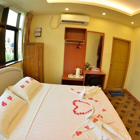 New Golden Forward Hotel Rangoon Eksteriør billede