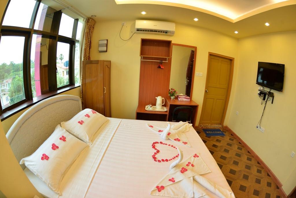 New Golden Forward Hotel Rangoon Eksteriør billede