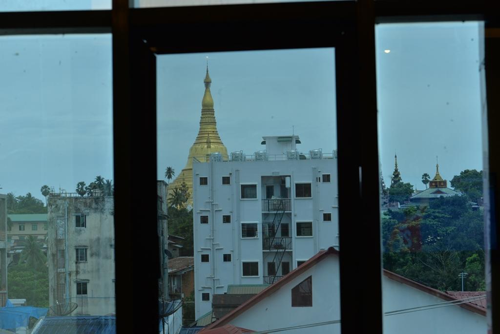 New Golden Forward Hotel Rangoon Eksteriør billede