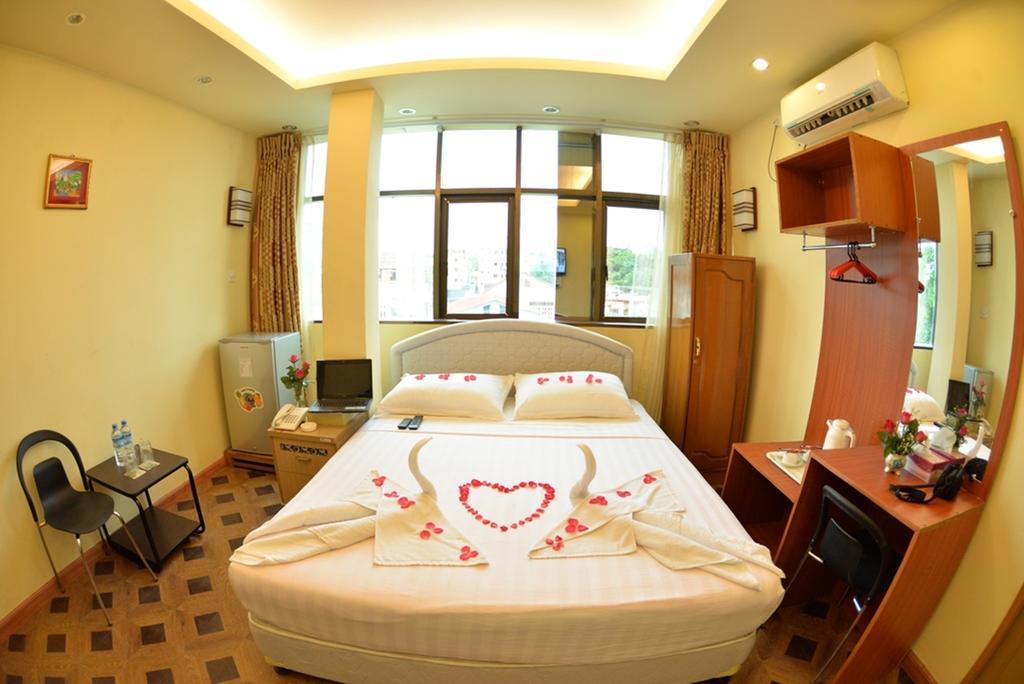 New Golden Forward Hotel Rangoon Eksteriør billede